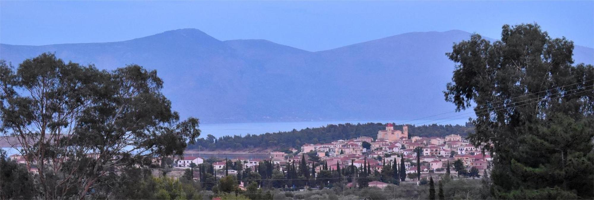 Villa In The Olive Trees Galaxídhion Екстериор снимка